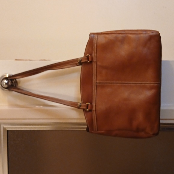 Patricia Nash Tan, Italian Leather Shoulder Bag - Picture 3 of 8
